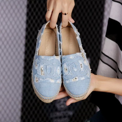 CHANEL Loafers Women--035